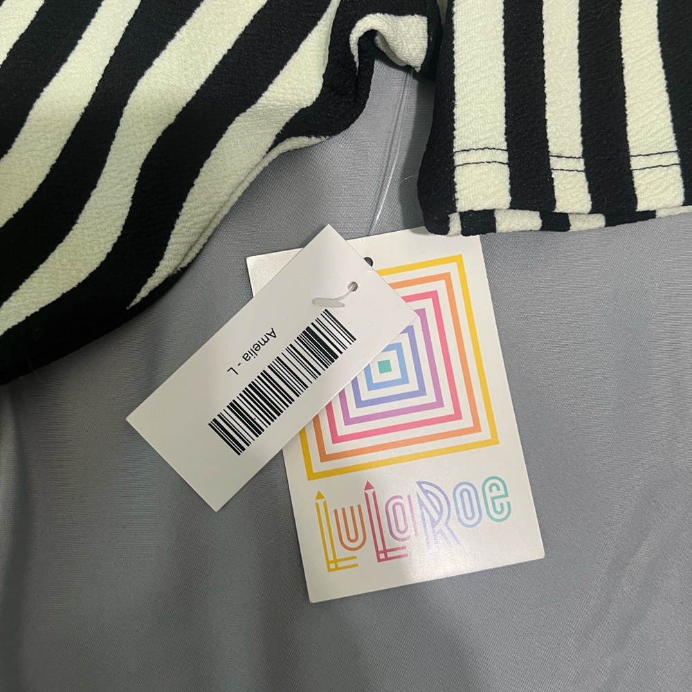 NWT LuLaRoe b/w striped Julia dress - Picture 7 of 7